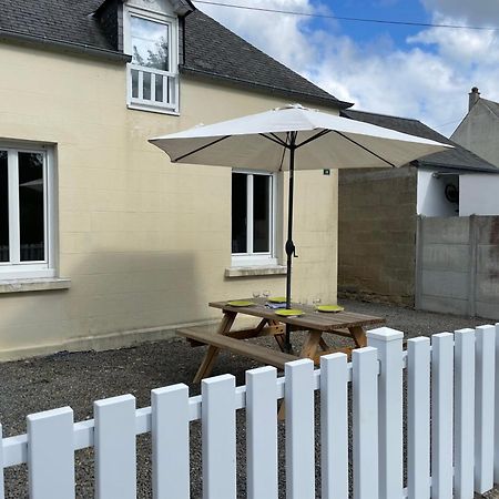 Maison Gite 2/4 P Baie Du Mont Pontorson Exteriör bild